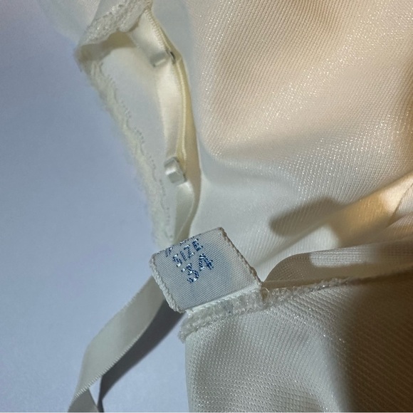 Vintage 60s Vanity Fair Full Slip Sz 34 Lingerie Lace Trim - Picture 6 of 6